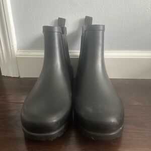 Alpine Design women’s rain boots- black